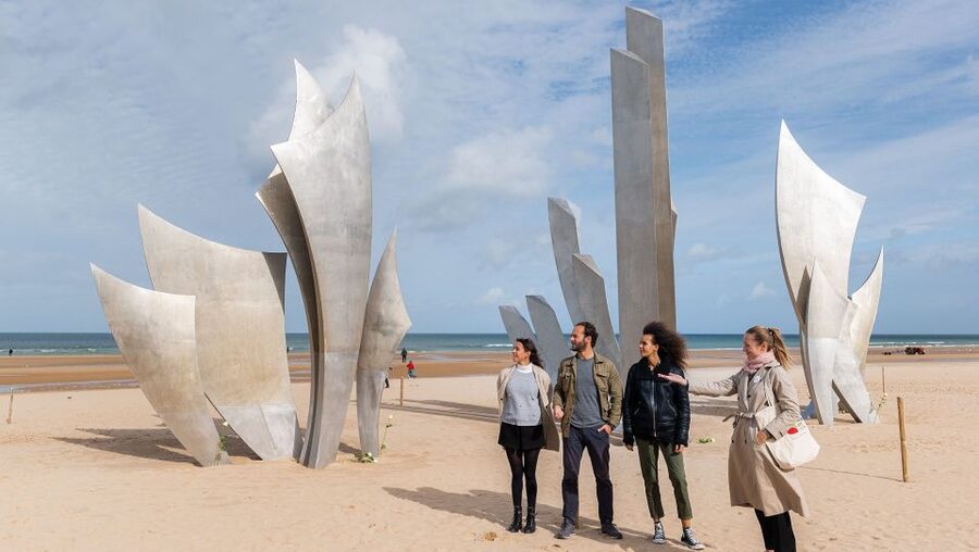 From Paris: 2-Day Normandy & Brittany Tour - H2: Guides, Language Mix, and Why That Affects Your Enjoyment
