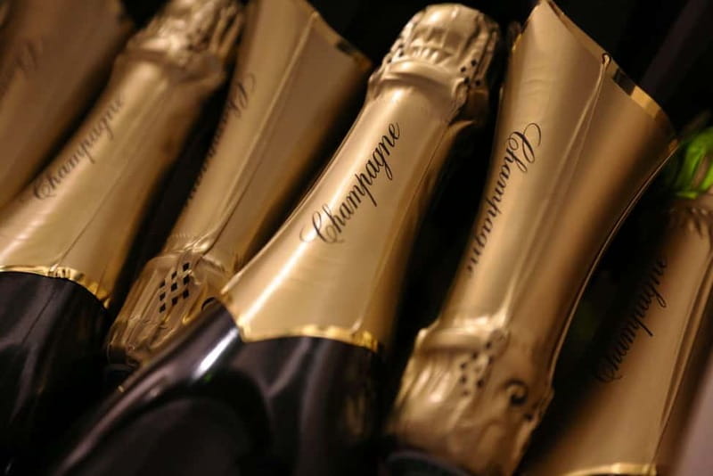 From Paris: Champagne Day Trip with 7 Tastings and Lunch - Second stop at a family-owned estate: craft, contrasts, and the secret local drink