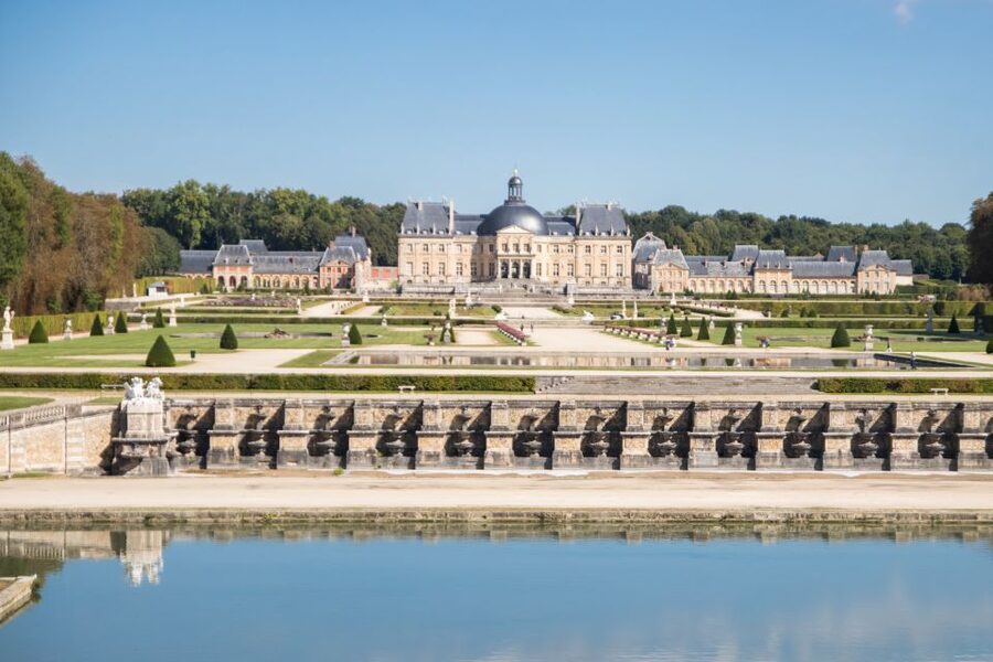 From Paris: Chateau de Fontainebleau & Vaux-Le-Vicomte Tour - How the Guide and Audio Work Together (So You Don’t Feel Rushed)