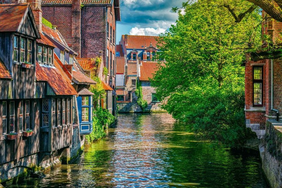 From Paris: Day Trip to Bruges with Optional Seasonal Cruise - Key Highlights Worth Planning For