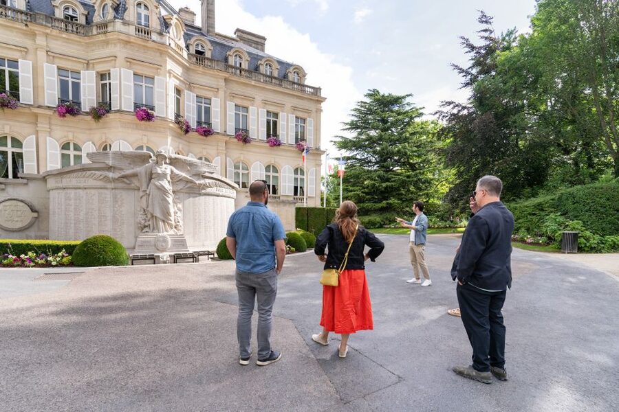 From Paris: Day Trip to Champagne with 8 Tastings & Lunch - How the tour’s tasting program stays fun across 8 pours