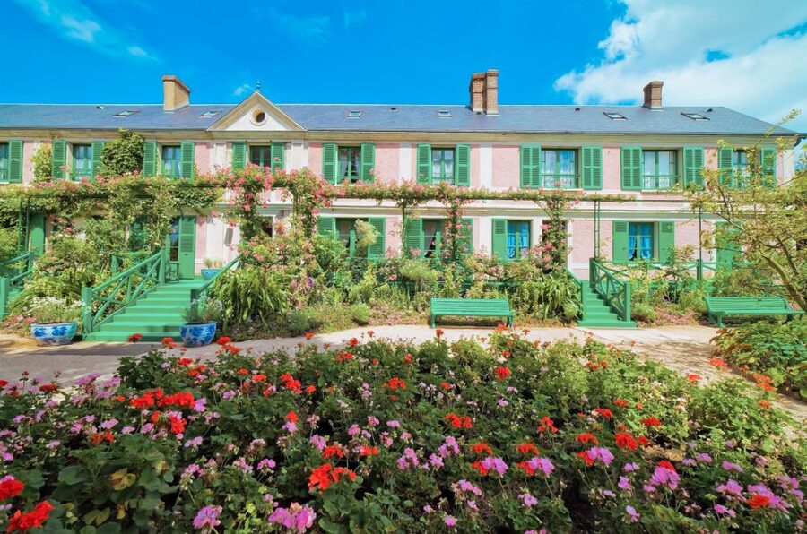 From Paris: Day Trip to Giverny & Versailles with Lunch - Who Should Book This Day Trip (and Who Might Not)