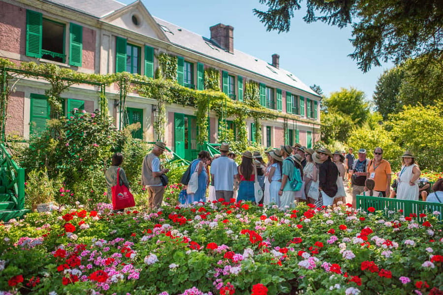 From Paris: Day Trip to Giverny & Versailles with Lunch - Price and Value: Is $234 a Reasonable Deal?
