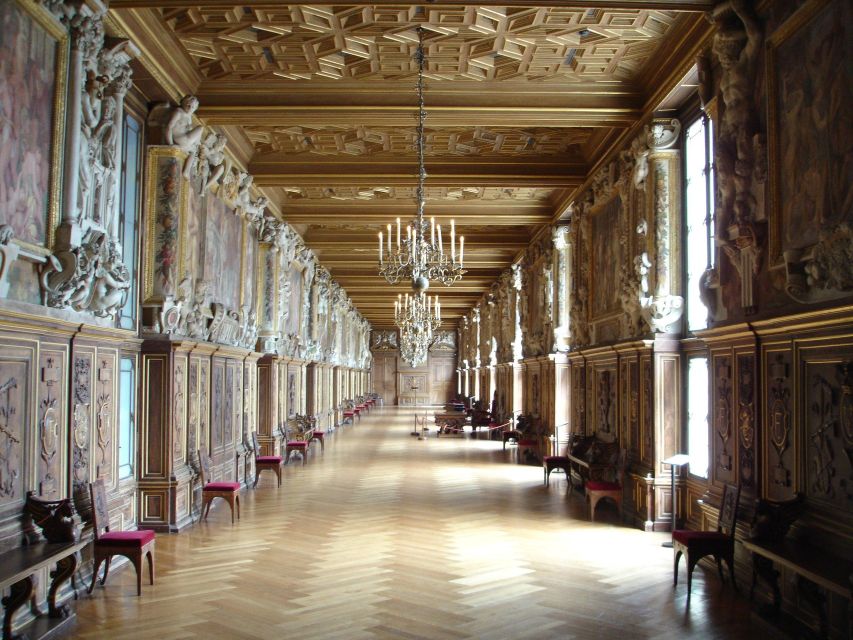 From Paris: Fontainebleau & Vaux-le-Vicomte Private Tour - Quick hits before you go