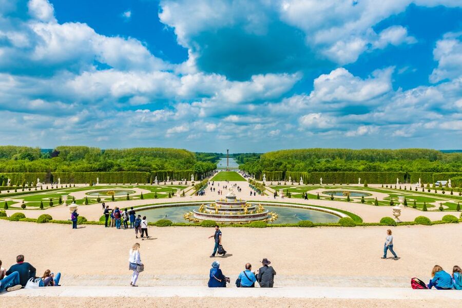 From Paris: Full-Day Guided Tour of Versailles - From Paris to Versailles: a smooth start with a real meeting point