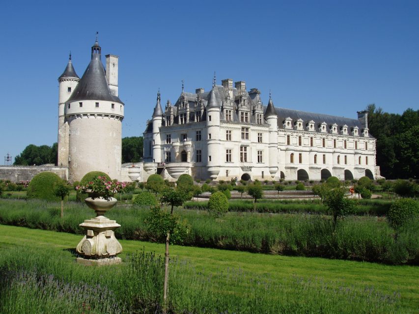 From Paris: Loire Valley Castles Full-Day Tour with Lunch - Key Points to Know Before You Go