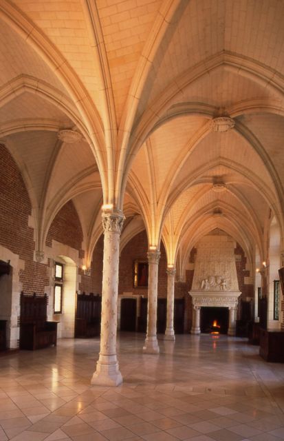 From Paris: Loire Valley Castles Full-Day Tour with Lunch - Price and Value: Is $382 Worth It?