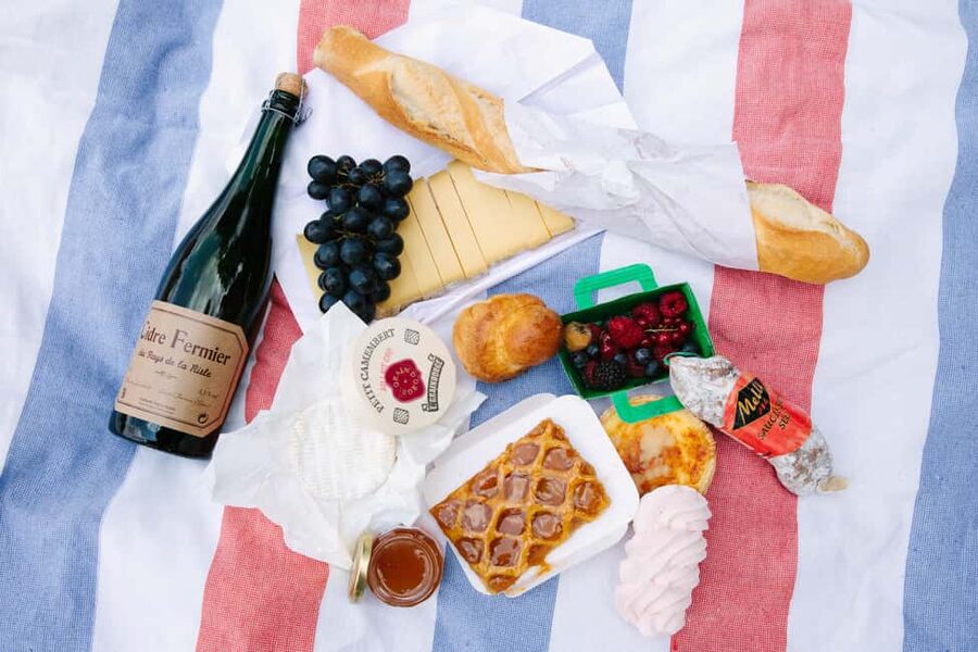 From Paris: Monet Garden & Giverny Bike Tour and Picnic Stop - Practical tips that keep the day comfortable