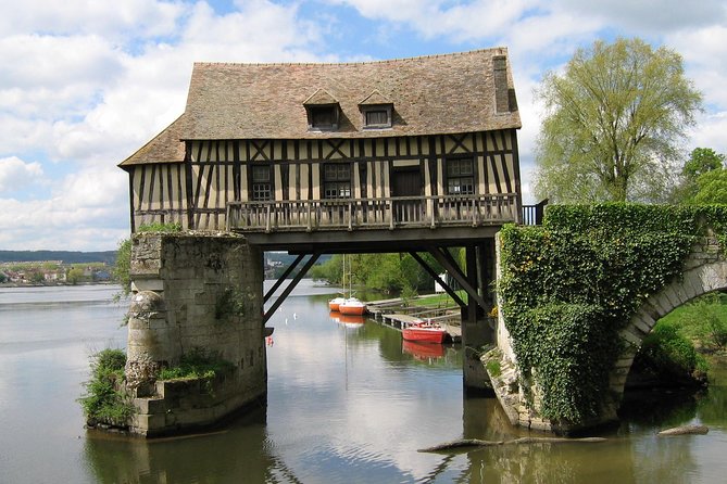 From Paris: Monet Gardens & Giverny Bike Tour with Picnic Stop - Why this Monet day feels different from a standard day trip
