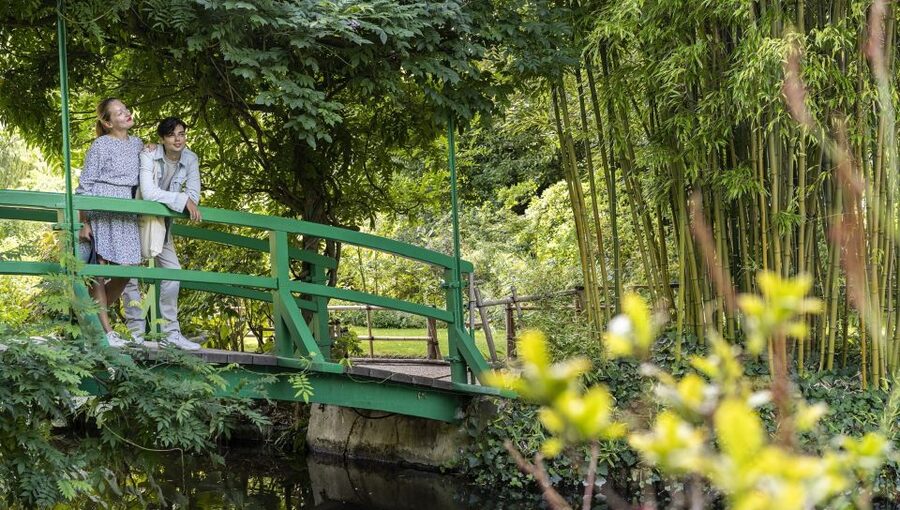 From Paris: Monet Impressionism Tour to Giverny by Minibus - Giverny in 5 Hours: What a Half-Day Really Gives You