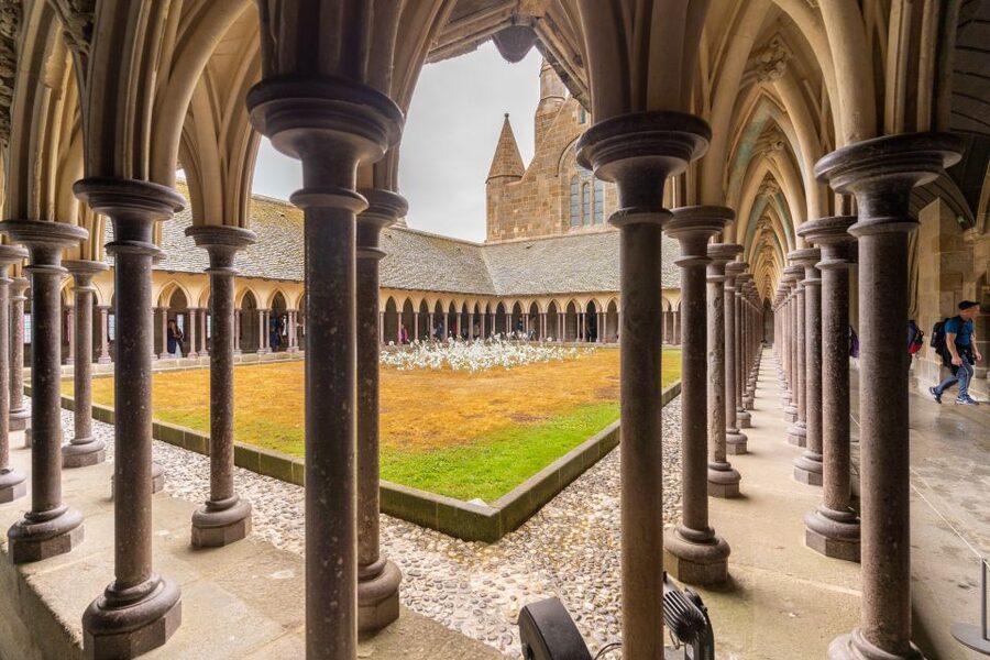 From Paris: Mont Saint Michel Day Trip with a Guide - Key Points That Make This Day Trip Work