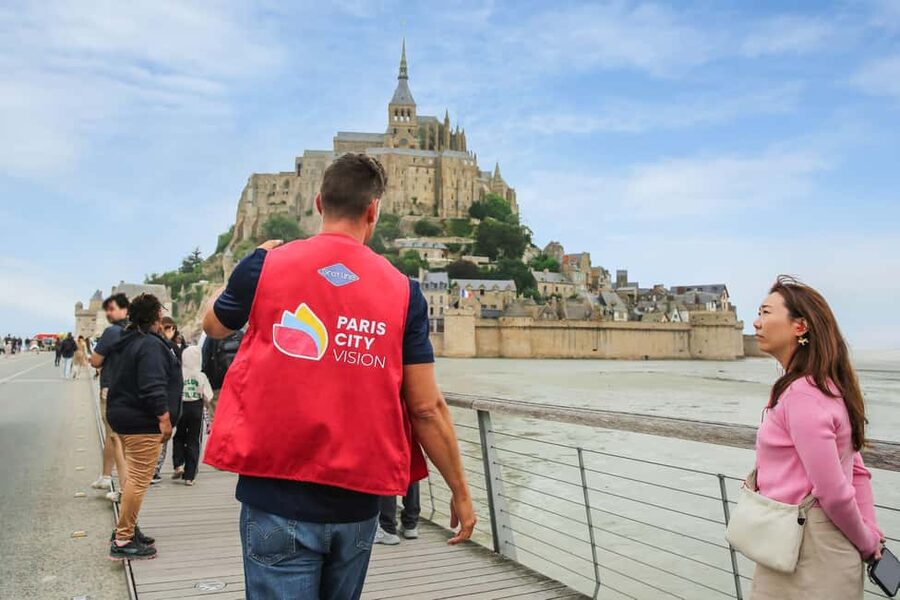 From Paris: Mont Saint-Michel Tour with Hotel Pickup Service - Paris to Mont Saint-Michel: the value of pickup and a long coach day