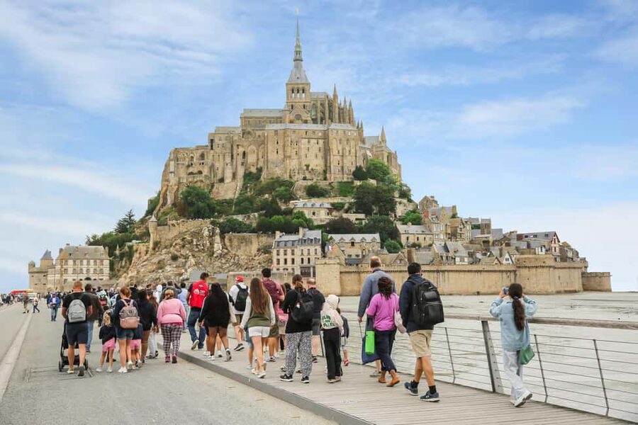 From Paris: Mont Saint-Michel Tour with Hotel Pickup Service - The drive through Normandy and why it matters