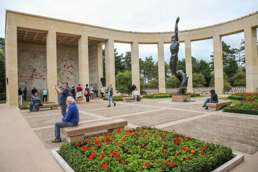From Paris: Normandy D-Day Beaches Day Trip - Price and logistics: is $199 worth it?
