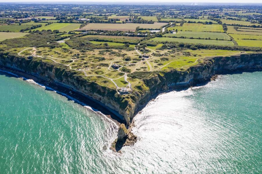 From Paris, Normandy D-Day Discovery Tour in Small Group - Omaha Beach and the Overlord Museum: The Big Picture Meets the Artifacts