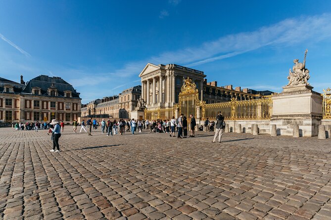 From Paris : Palace of Versailles and Gardens by Bus - Meeting Point, Timing, and How the Day Actually Flows
