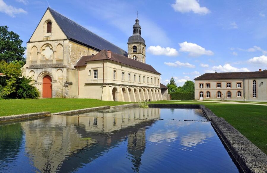 From Paris: Private Champagne Tour, Tastings at Moet&Chandon - Should You Book This Moët & Chandon Plus Family Producer Tour?