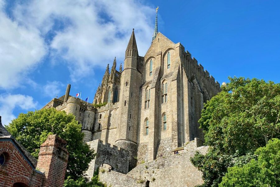 From Paris: Private Mont Saint-Michel & Normandy D-Day Tour - Key highlights worth planning around