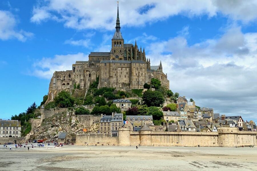 From Paris: Private Mont Saint-Michel & Normandy D-Day Tour - Paris to Normandy, without the travel headache