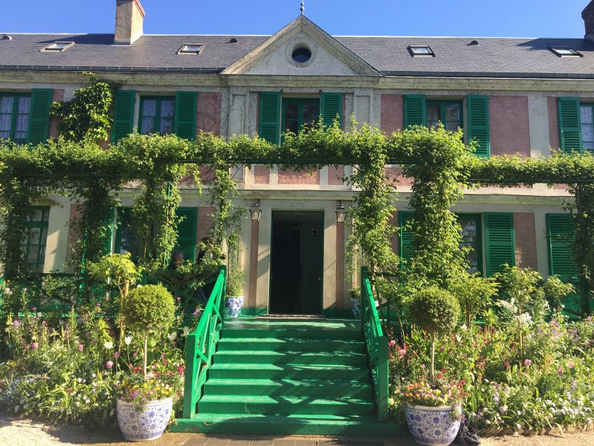 From Paris: Private Trip to Giverny, Monet's House & Museum - Inside Monet’s house and workshop: rooms, routine, and the Japanese print collection