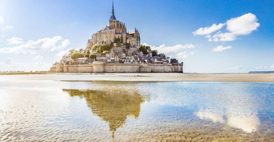 From Paris: Small-Group Mont St Michel Tour & Cider Tasting - The medieval streets: how to use your Mont Saint-Michel free time well