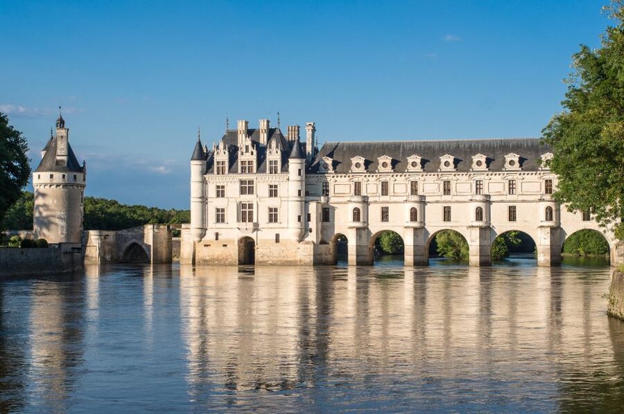 From Paris: Small-Group Tour of Loire Castles - Group size, guides, and what to expect from the human touch