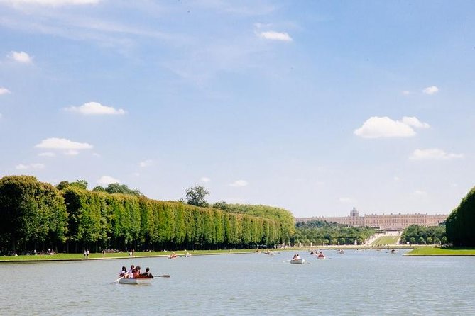 From Paris: Versailles Bike Tour w/ Palace, Gardens, & Picnic - Marie Antoinette’s Hamlet and the Petit Trianon Stops