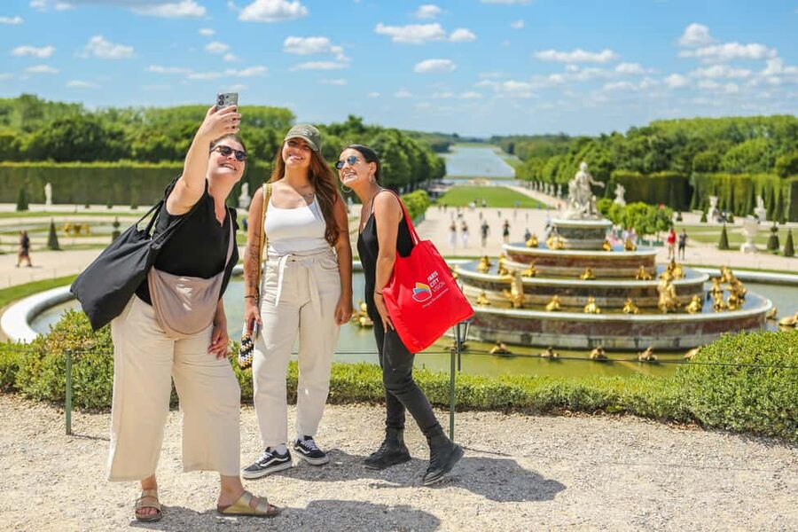 From Paris: Versailles Guided Tour with Skip-the-Line Entry - Who this tour suits best (and who should consider another plan)