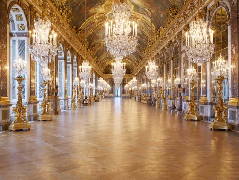 From Paris: Versailles Palace and Gardens with Transfer - The Palace at your pace: Hall of Mirrors, Royal Apartments, Gallery of Battles