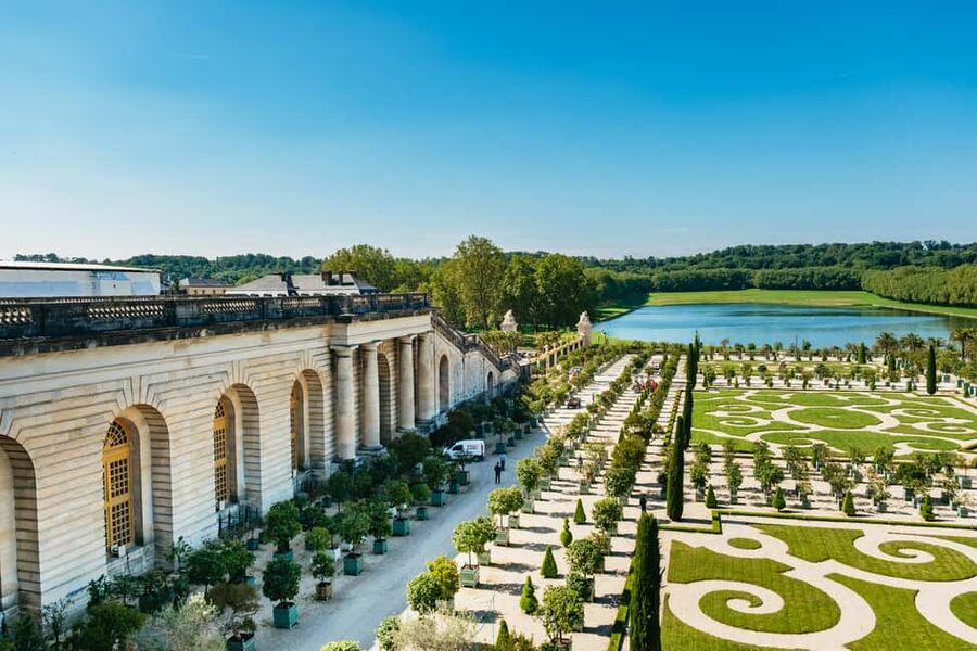 From Paris: Versailles Palace Guided Tour & Gardens Access - Fast-Track Versailles: What Skip-the-Line Entry Really Changes