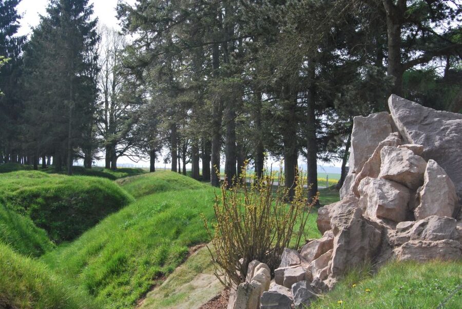 From Paris: WWI Somme Battlefields Full-Day Tour - Somme in one day: what this trip really delivers