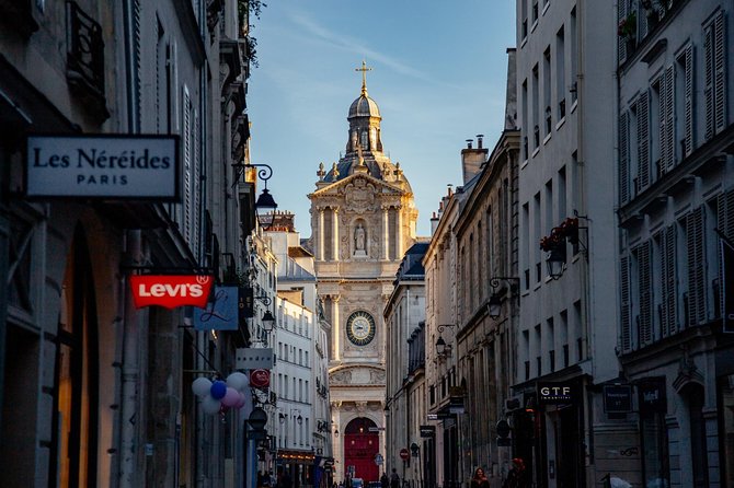 Full Coverage Paris Private City Tour - Local snack: small inclusion, smart timing