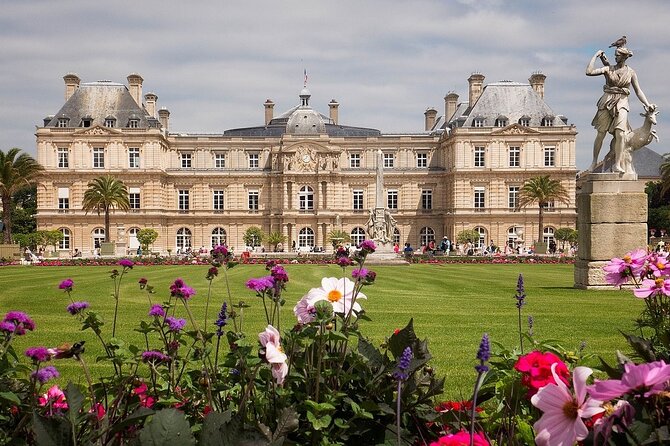 Full Day Private Historical Tour in Paris - Jardin des Tuileries and the Louvre Courtyard Setup: Nature and Palace History