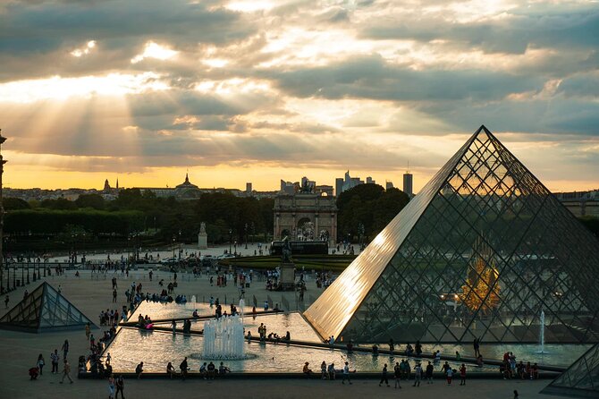 Full Day Tour In Paris With Hotel Pick Up - Notre-Dame de Paris: a short free stop with real context