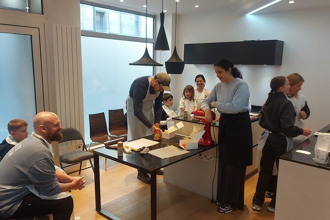 Fun Macaron Class for Families in Paris, Award Winning - Dietary limits and the no-AC reality