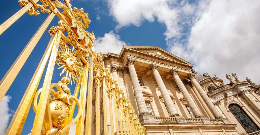 Gardens of Versailles Walking Tour & Palace Entry - Royal Gardens first: groves, water features, and Louis XIV’s logic