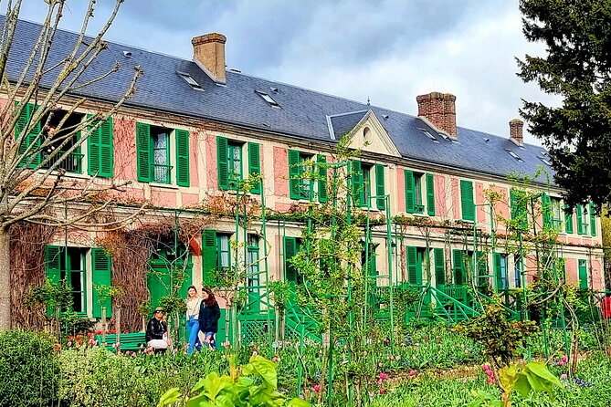 Giverny and Rouen Private Full Day Tour from Paris Van and Guide - Monet’s Clos-Normand: the garden laid out like a painting