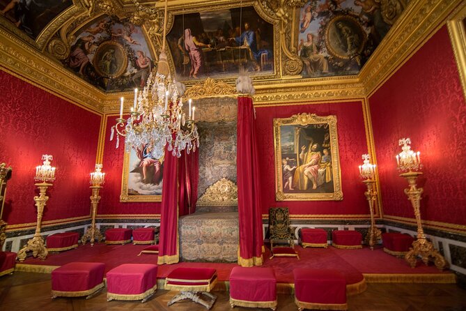 Giverny and Versailles Day Tour in a very small groupe from Paris - Stop 3: Versailles palace with a licensed guide and gardens time