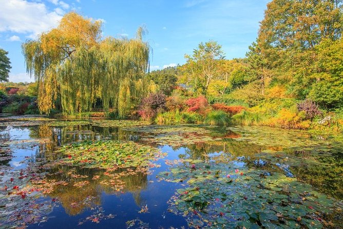 Giverny and Versailles Full-Day Private Guided Tour with Hotel Pickup - Key points at a glance