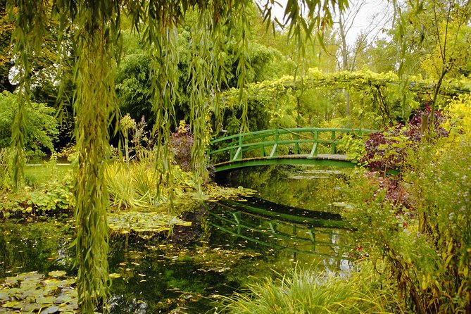 Giverny Half Day Guided Trip with Monet's House & Gardens from Paris by minivan - Price and value: what $118.63 buys you