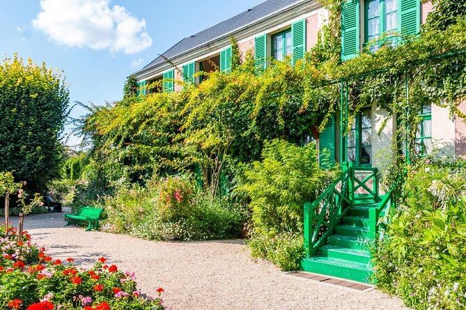 Giverny Monet's Gardens Entrance Ticket with Transport from Paris - Price and value: what $96.68 buys you (and when it feels steep)