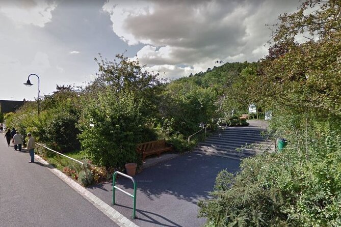 Giverny: Monet's House & Gardens Private Guided Walking Tour - Who this Monet tour is best for