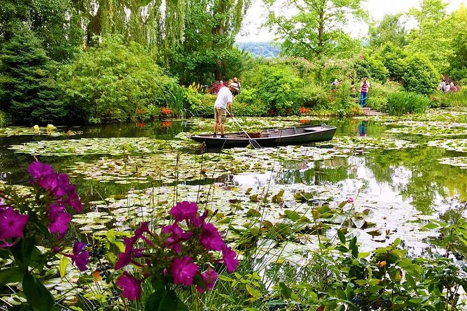 Giverny Private Tour: Monet's House & Garden - Getting there with hotel pickup, drop-off, and air-conditioned comfort