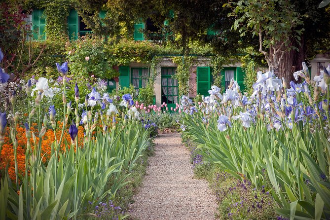 Giverny Private Trip with Monet's House, Gardens & Impressionism Museum - Stop 3: Museum of Impressionism Giverny and Its Contemporary Garden Setting