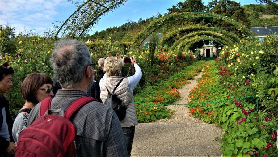 Giverny Village Walking Tour & Skip-the-Line to Monet Garden - Who this tour fits best (and who might want a different option)