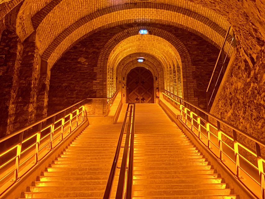 Grand Vintage Private Champagne Moet Chandon Veuve Clicquot - Moët et Chandon in Epernay: Two Grand Vintage Tasting Paths