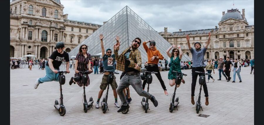 Guided Electric Scooter Tour of Paris - Musée d’Orsay and the Seine: why being on wheels helps you see the river right
