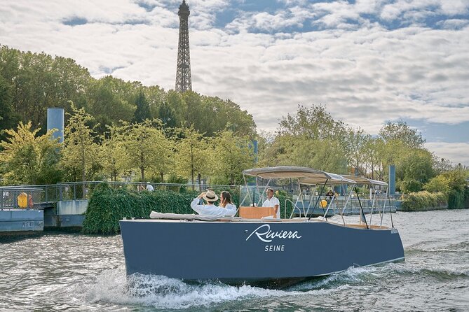 Guided Luxury River Cruise & Walking Tour of Paris' Monuments - Walking stops without entry tickets: what that means for your time