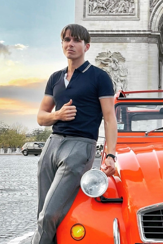 Guided Tour of Paris in Citroën 2CV - Picture Stops That Feel Like Part of the Experience