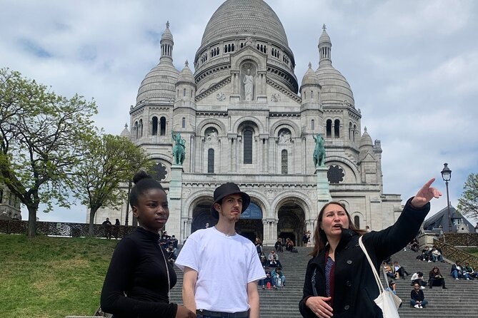 Guided Tour of Sacré-Coeur and Montmartre - Meeting at Carrousel de Saint-Pierre: start smart, beat the crowd